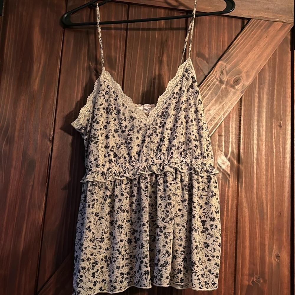 NWT Willow & Root tank